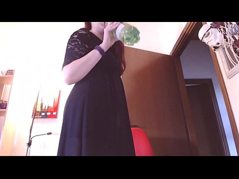 ❤️ スケベで甘美なパンティが大好きな従順な奴隷が、この動画を見てオナニーを強要される! ❌ ポルノビデオ ❌️❤